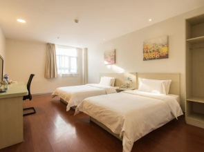 Hanting YulinStreet South Bus Station