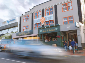 Never at Home Green Point - Hostel