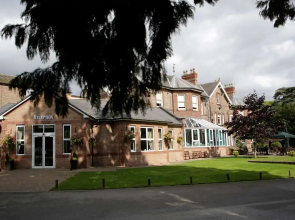 Burn Hall Hotel
