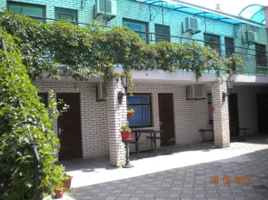 Otel' Bristol' - Otdykh na beregu Azovskogo morya v Berdyanske