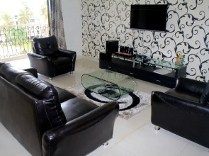 Modern Apartment With Terrace - CM001