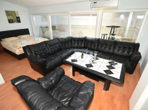 Darni Central Apartments