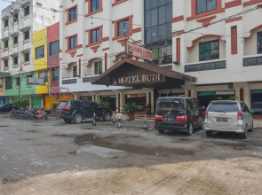 Reddoorz Premium Near Jembatan Ampera 2