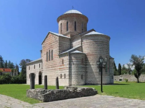 2 komnatnaja kvartira Agrba 3/2