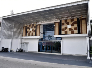 Rich Guesthouse