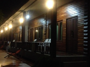 Khum Laanta Resort
