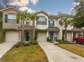 306 Reserve by Hodnett Cooper