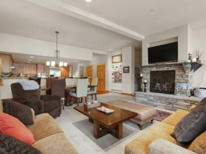 Lavishness at Elevation â Timber Ridge 3 Bedroom 3 Condo by RedAwning