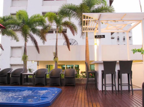 Отель FuramaXclusive Asoke Hotel