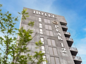 Peak 12 Design Hotel