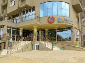 Blue Sky Hotel