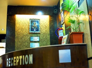 Hotel Vickys Plaza