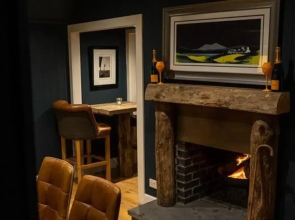 13 Loch View Stunning Loch Views