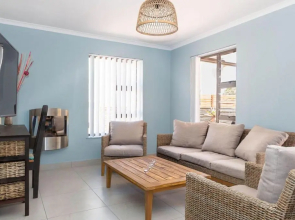 Contemporary 3-bedroom beachfront town house, Blouberg
