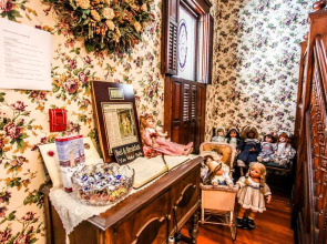 Hollerstown Hill Bed and Breakfast