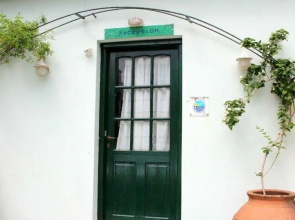 Pefkos Studios And Apartments