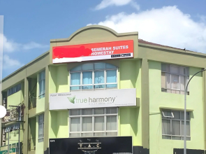 OYO 89902 Semerah Suites Homestay