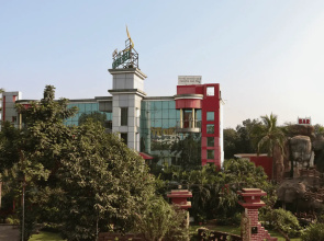 OYO 28157 Hotel Green Field