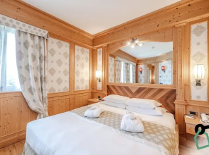 HOTIDAY Room Collection - Campiglio Pradalago