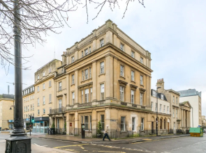 The Halcyon Apartments Henry Street