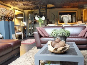 Dinellis Guesthouse