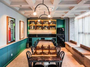 Mana-Mana Suites at Scarletz KLCC