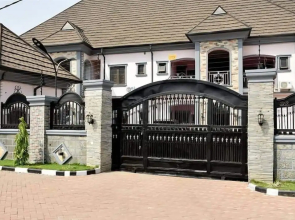 Onim Luxury Apartments