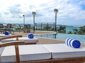 Feliz Hotel Boracay Managed by Enderun Hotels