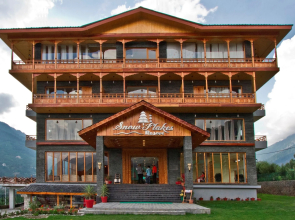 Snow Flakes Resort And Spa Centrally Heated Luxury Resort