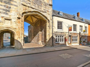 The Ancient Gatehouse Hotel