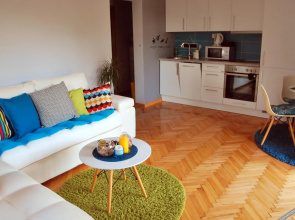 Cozy chic apartment with mini garden