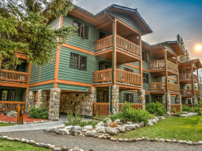 Lake Louise Inn