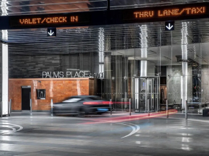 StripViewSuites at Palms Place Penthouses
