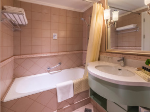 Green Court Residence City Center Shanghai