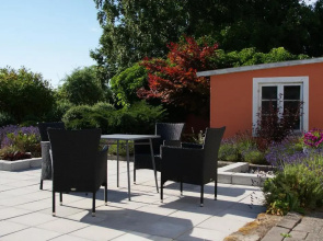 Södergårda Östra Bed & Breakfast