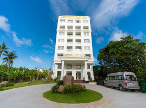 Homestead Seaview Phu Quoc Hotel