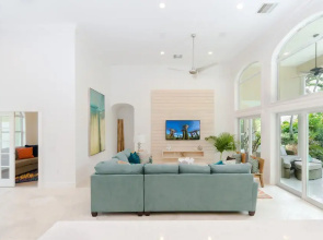 Waterfront Oasis W Boat Dock Heated Pool