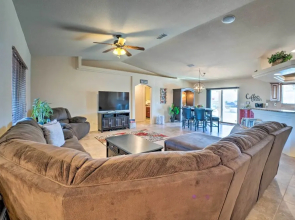 Bright Lake Havasu Home w/ New Backyard Oasis!