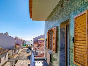 Roots Hostel