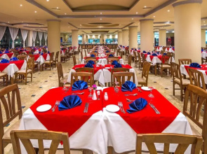Hawaii Riviera Club Aqua Park - Families and Couples Only