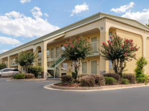 Quality Inn McComb