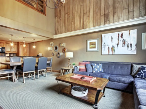 Lodge at Vail C354