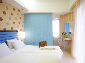 Steris Elegant Beach Hotel