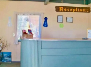 Stardust Motel