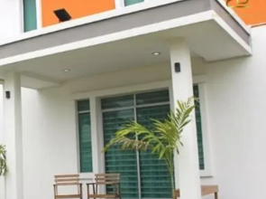Blanc Luxury House