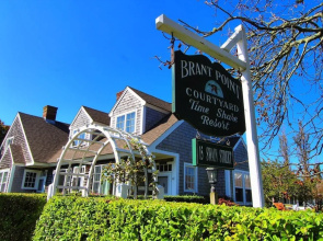 Brant Point Courtyard