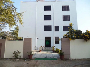 Oyo 9189 Garden Villa