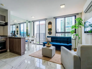 w Sophisticated 1BR w High-rise View in Calle 50