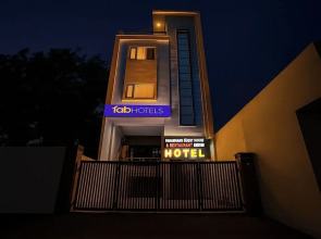 Fabhotel Paramhans Guest House