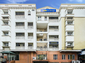 FabHotel Blossoms Service Apartment